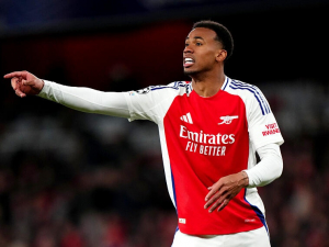 Arsenal do konce sezóny přišel o Gabriela. Kdo ho nahradí?