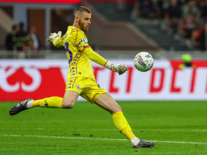 Manchester United by rád podepsal De Geu, Fiorentina se ale brání a s brankářem prodloužila smlouvu
