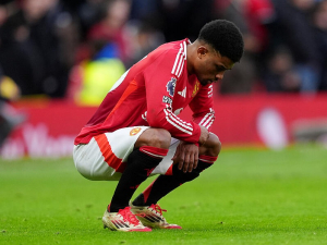 Velká posila pro Manchester United. Amorimovi se na zbytek sezóny vrátí klíčový hráč