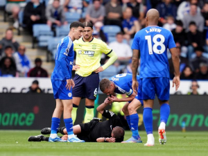 Vtipálek Jamie Vardy: V zápase proti Southamptonu pobavil fanoušky, když udělal rozhodčímu tohle