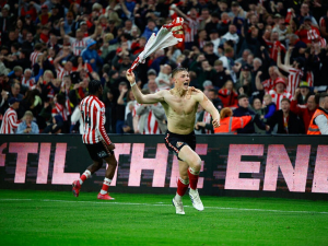 Sunderland je krok od Premier League. Postup do Wembley trefil až v poslední minutě prodloužení