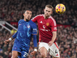 Chelsea potřebuje porazit United. Pokoří Newcastle Arsenal i počtvrté a uzme mu 2. místo?