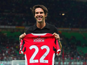 Kaká se chce vrátit do brazilského národního týmu. Důvodem je jeho bývalý trenér Ancelotti
