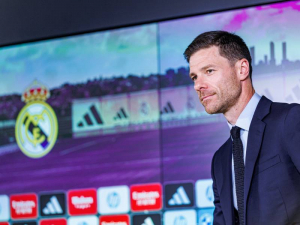 Tohle je nástupce Carla Ancelottiho: Kormidla v Realu Madrid se oficiálně ujímá Xabi Alonso