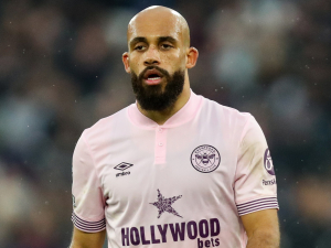 Nový útočník pro Manchester United? Jedná se o přestupu Mbeuma z Brentfordu