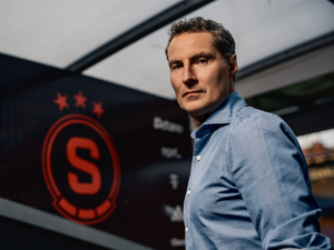 Sparta šokuje! Brian Priske se po roce vrací na Letnou
