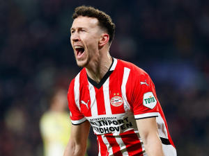 Ivan Perišič by mohl zamířit do Barcelony. Hansi Flick by s ním opět chtěl spolupracovat