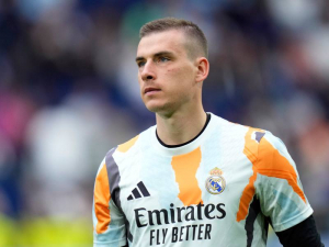 Brankář Andrij Lunin odmítá nabídky na přestup a zůstává v Realu Madrid