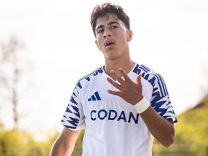 Barcelona dokončila přestup švédského supertalentu. S ním přijde i jeho mladší bratr, který má být ještě lepší