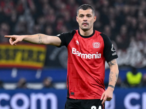 Granit Xhaka na cestě zpět do Anglie? Kdo chce bývalého kapitána Arsenalu?