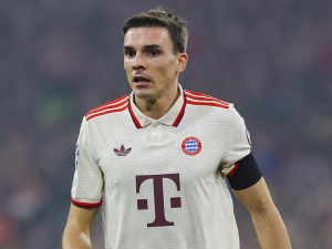 Antonín Kinský bude mít v Tottenhamu nového spoluhráče. Do Premier League se z Bayernu vrací bývalá hvězda