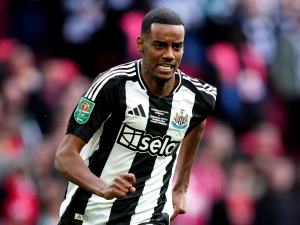 Carragher chce Isaka do Liverpoolu ale... Za 150 milionů čekáte Mbappého, říká