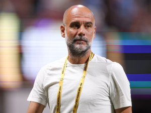 Manchester City: Záložník osloven kluby ze Saúdské Arábie, Guardiola čelí problému
