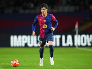 Kdo uloví talentovaného obránce z Barcelony? Vážný zájem projevila Aston Villa