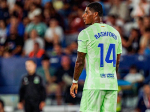 Rashford selhal, proti Levante byl střídán už o poločase. Španělská média kritizují ale spíše celý tým