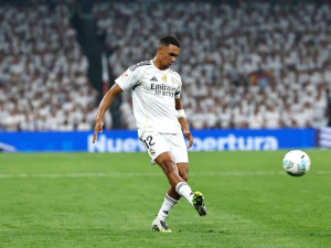 Alexander-Arnold na odchodu z Realu Madrid? Kdepak, klub odmítá absurdní spekulace o přestupu