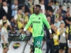 André Onana v Turecku září. Při debutu předvedl fantastický výkon proti favoritovi na titul