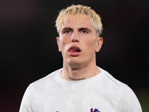 Alejandro Garnacho měl proti sobě kabinu Manchesteru United. Nespokojenost byla třeba s pozvánkou pro iShowSpeeda