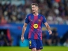 Jeden ze zájemců nadbíhá Lewandowskému a nabízí mu zlatou smlouvu