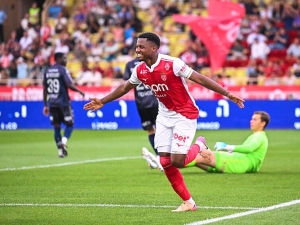 Ansu Fati se ve Francii pomalu probouzí. Při debutu v Ligue 1 dal dva góly