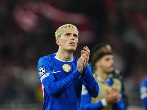 Alejandro Garnacho pod palbou: Fanoušci ho vybučeli při každém dotyku s míčem