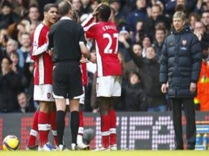 Preview 33. kola Premier League: Arsenal vyzve Wolves, Liverpool odcestuje do Birminghamu