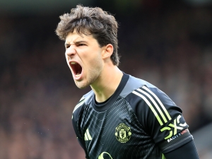 Nový hrdina v bráně Manchesteru. Lammens oslavil debut 1. nulou United v sezóně