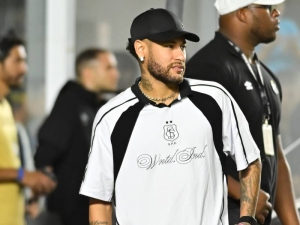 Skončí Neymar v Santosu? Ve hře je prý možnost zahrát si s Messim v Miami