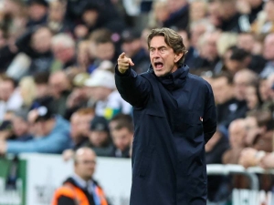 Prohra Tottenhamu s Chelsea: Záběry odhalily, jak hráči Spurs ignorovali trenéra Thomase Franka