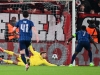 Slavia bojovala, ale na Arsenal nestačila. O výhře Gunners rozhodla penalta a dvě chyby