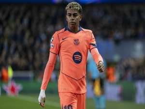 Reprezentační dilema: Barcelona s napětím čeká, zda De la Fuente povolá zraněného Lamine Yamala