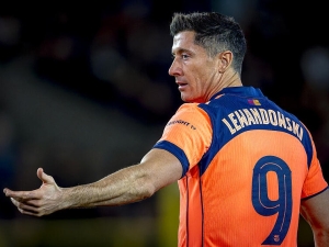 Robert Lewandowski by mohl doplnit Modriče v AC Milán. Barcelona mu stále nenabídla smlouvu