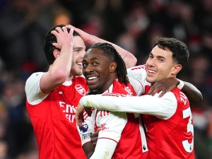 Eberechi Eze hattrickem rozhodl North London Derby. Arsenal Tottenham vyškolil ve všech ohledech