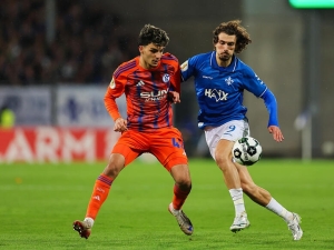 Znovuzrození akademie Schalke? AS Řím chce talentovaného stopera