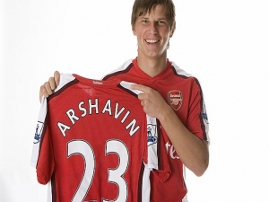 Arshavin se zranil, zmešká tři utkání Premier League