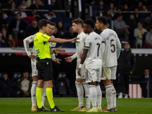 Bouře v kabině Realu: Hráči po prohře s Celtou zuřili, Alonso se týmu vyhýbá a hrozí mu vyhazov