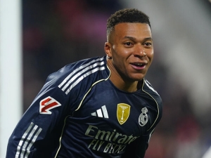 Kylian Mbappé je nejhodnotnějším hráčem světa. Hodnota naopak klesá jednomu z kapitánů Barcelony