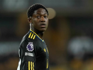 Kobbie Mainoo je předmětem velkého zájmu, Real Madrid větří šanci. Kolik požaduje Manchester United
