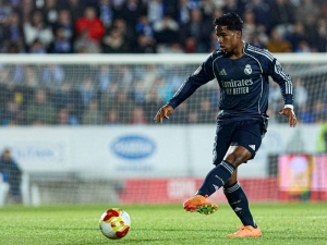 Endrick opouští Real Madrid: Brazilský talent míří za herní praxí do Francie. Potvrdil to Fabrizio Romano