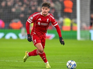 Milos Kerkez je jako Núňez v obraně, tvrdí Jamie Carragher
