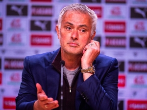 Real Madrid údajně přemýšlí o angažování Josého Mourinha. Napodobí Ancelottiho?