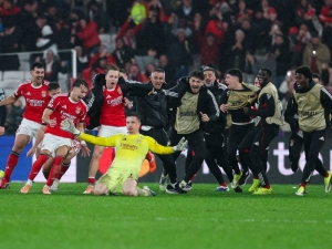 Brankář Trubin poslal Benficu v 98. minutě do vyřazovací fáze Ligy mistrů, Real Madrid naopak kvůli prohře spadl mimo top 8