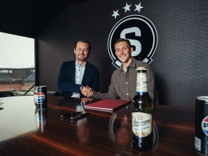 Sparta přivádí druhou posilu z anglické Premier League. Na hostování přichází Oliver Sonne