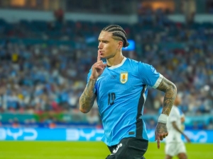 Al-Hilal měl přijmout nabídku Fenerbahce na Darwina Núñeze. Na spekulace zareagoval Fabrizio Romano
