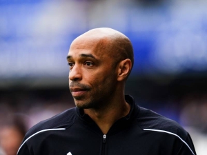 Thierry Henry se emotivně zastal Vinícia, Prestianni z Benficy je podle něj zbabělec
