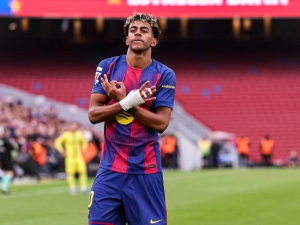 Barcelona rozdrtila Villarreal a Lamine Yamal vstřelil svůj první hattrick v kariéře
