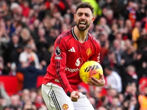 Manchester United opět za 3 body. Otočku s Crystal Palace zařídil Fernandes