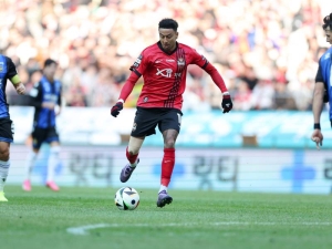 Přestup je hotov: Lingard míří do exotické Brazílie, v Corinthians obnoví spolupráci s Depayem 