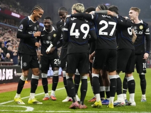 Podivná taktika Chelsea: Do své hry zapojily prvky z rugby, Rosenior novinku hájí
