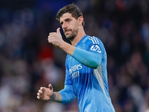 Courtois podpořil Kinského po noční můře v Lize mistrů: Napsal mu zprávu